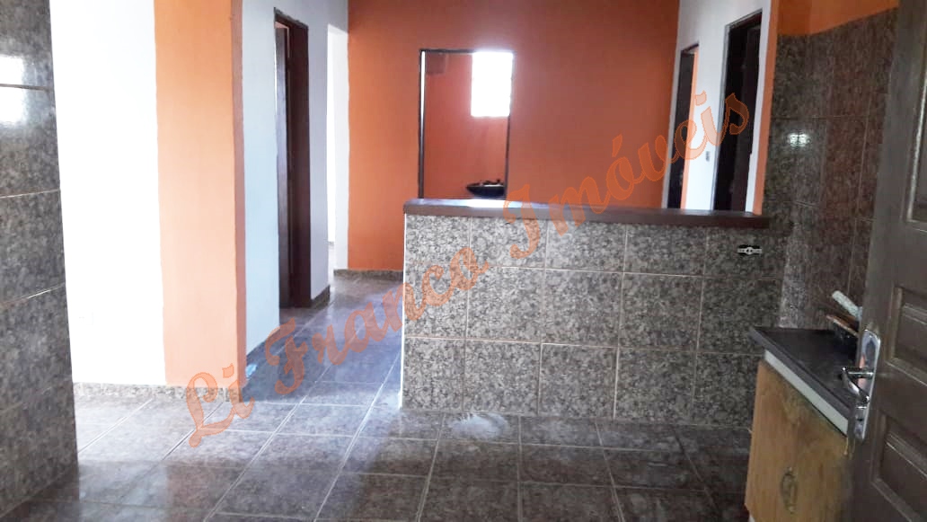 Casa com 4 dormitórios situado no bairro Acaraú (Código 109)