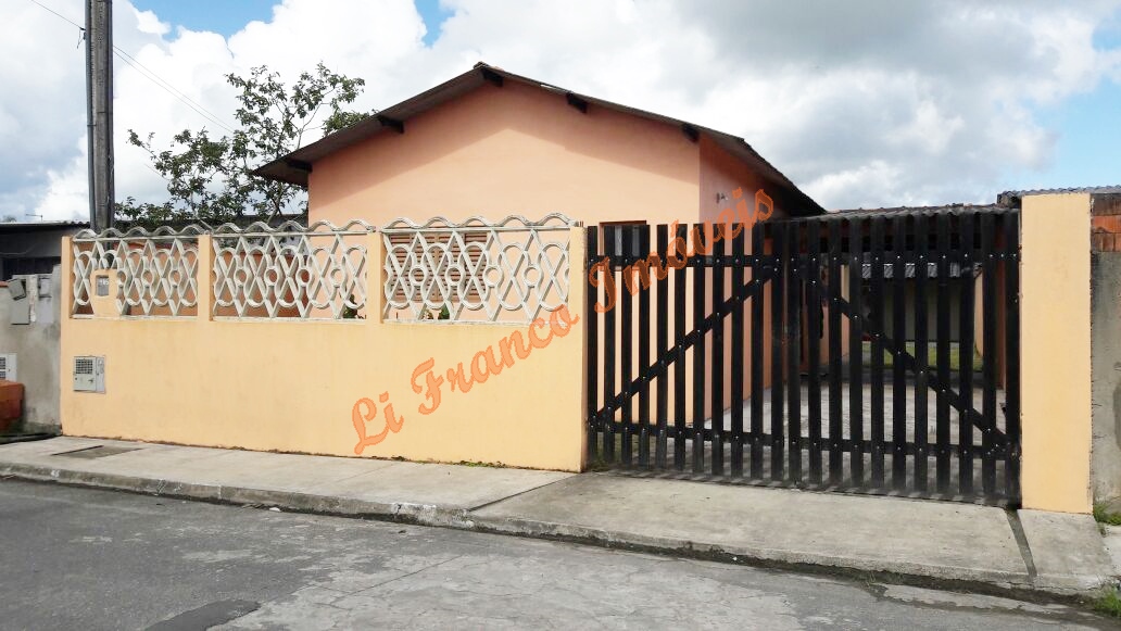 Casa com 3 dormitórios no bairro Vila Cabana ( código 219)