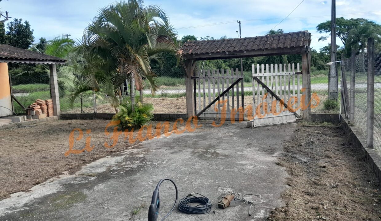 fe78b898-e756-4e20-9ab3-620f4d1b5bca