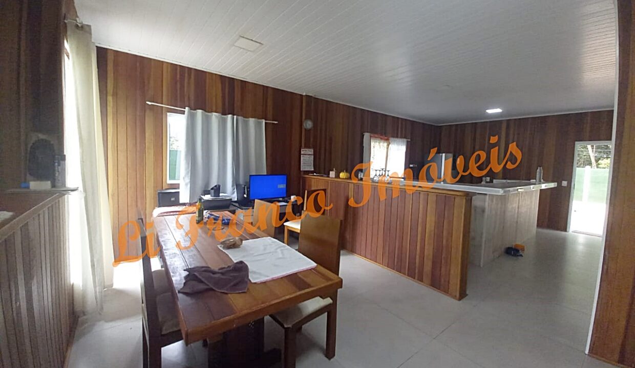 3f1a3562-25db-4418-b402-f6a1a2390ebe