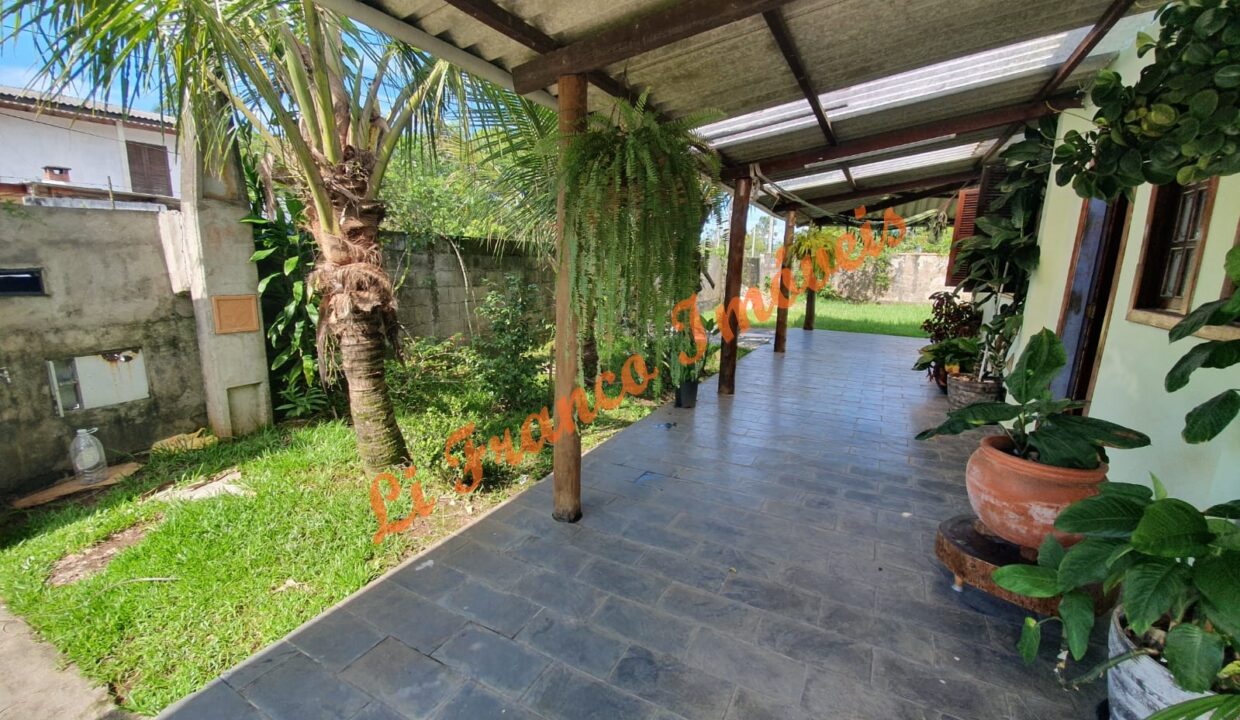 b2de1b7a-6c61-4fc2-b65c-3ecb6be28d11