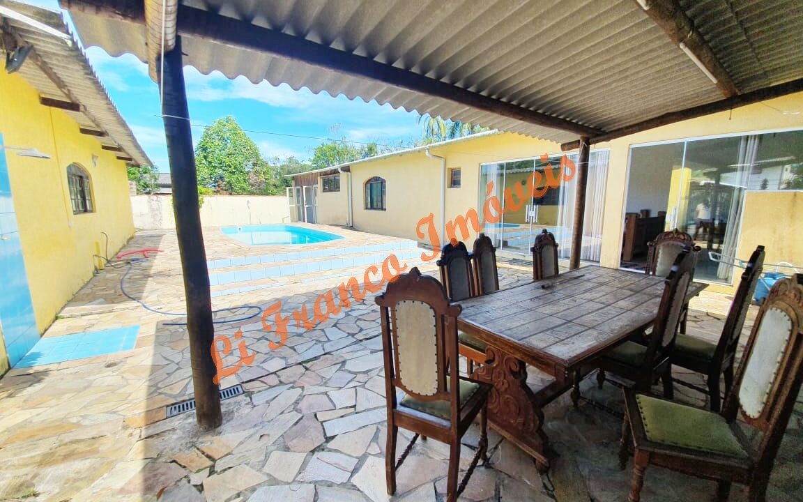 c80c2763-a5e4-4d8e-b7c0-e081fe6d116e