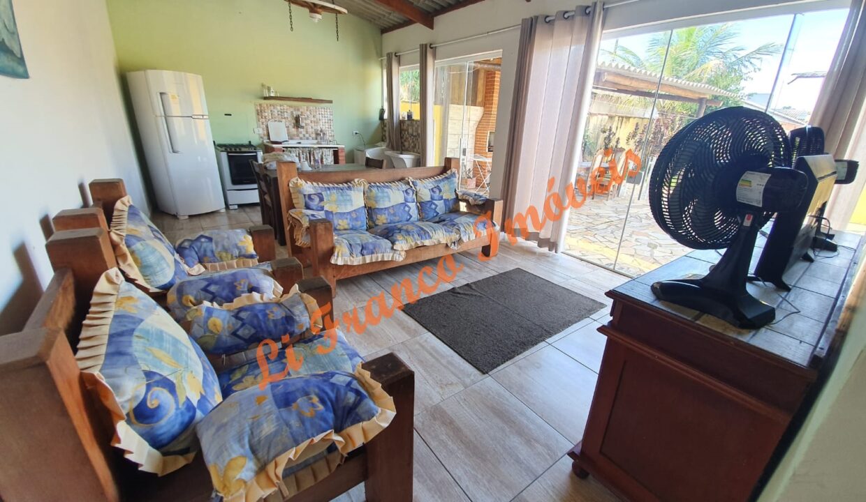 e5410b68-b165-4caa-8d95-8815a0f12c97