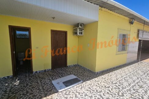 8d29181b-80e6-4103-8dc0-0bfc60ec008b