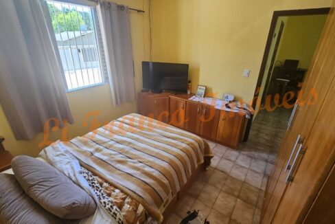 aa1d36bc-1d82-4d9c-a393-c5c1c7eefd9f