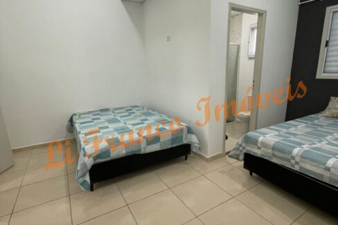 f3c33043-8f6e-421f-be33-4525ee78f82b