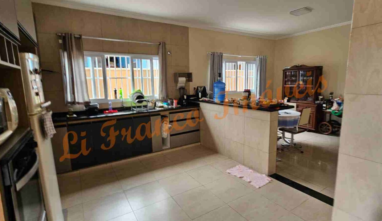 0f8762da-5f27-41c6-ac92-7995ebbf97c0