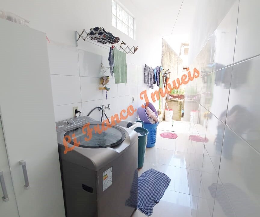 5f9bc09d-02db-4efc-a755-e60a453ffba7