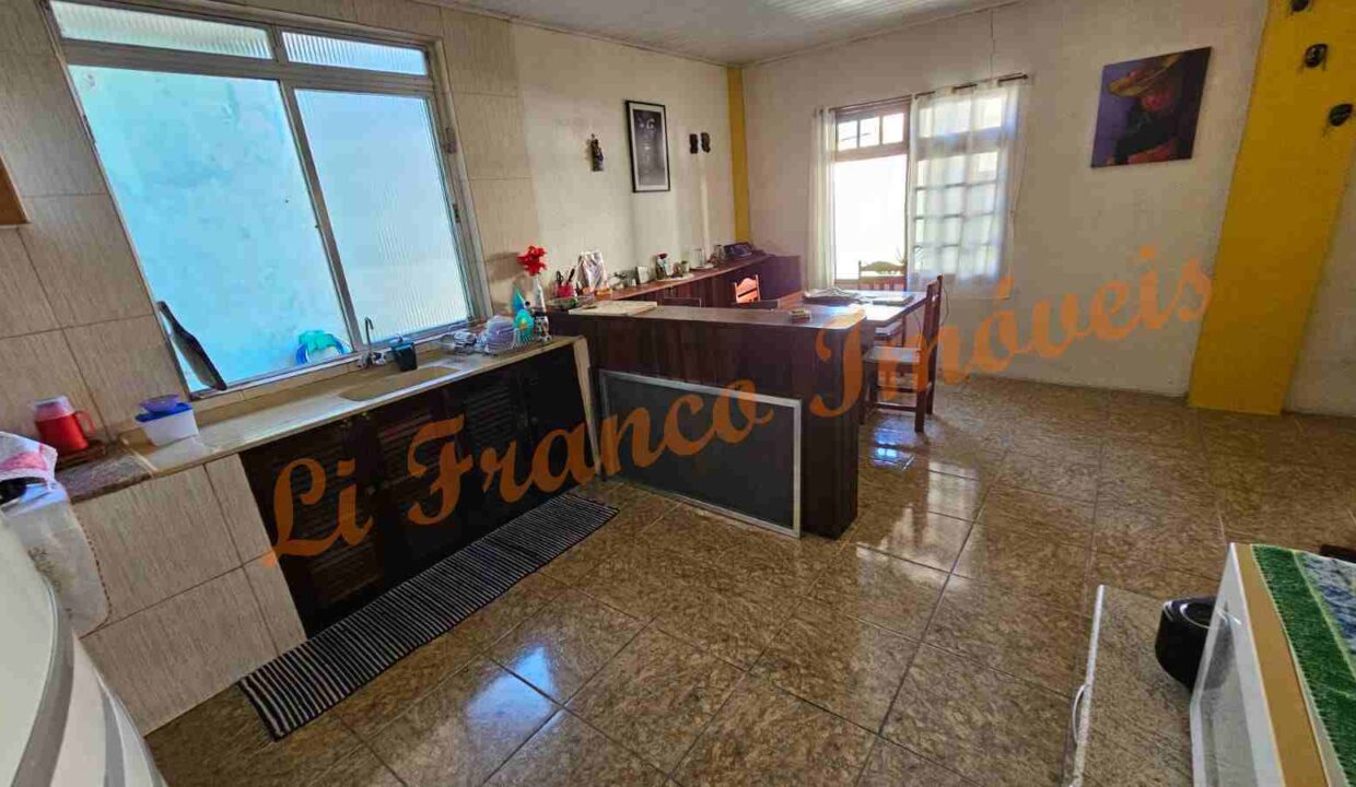 aafb0a97-8c09-4eb5-b9cb-976d1b1b70c4