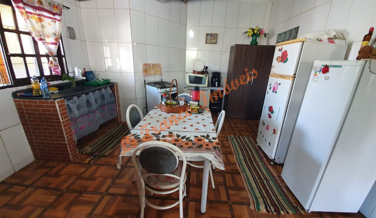 ab998543-e5ee-4770-bcc6-d9aa60ae2075